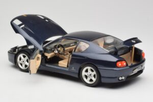 Ferrari 456 GT Sininen Bburago 1:18 3036 Metalli — kuva 7 / 8
