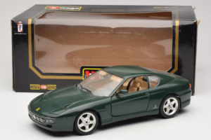 Ferrari 456 GT Tummanvihreä Bburago 1:18 3046-GR1 Metalli — kuva 8 / 8