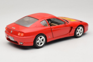 Ferrari 456 GT Ferrari Model Club Punainen Bburago 1:18 3036-P1 Metalli — kuva 3 / 8