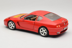Ferrari 456 GT Ferrari Model Club Punainen Bburago 1:18 3036-P1 Metalli — kuva 7 / 8