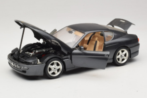 Ferrari 456 GT Harmaa Metallic Bburago 1:18 3036-G1 Metalli — kuva 2 / 8