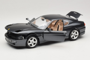 Ferrari 456 GT Harmaa Metallic Erikoismaali Bburago 1:18 3036 D Metalli — kuva 2 / 8