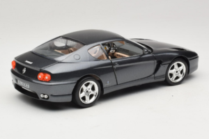 Ferrari 456 GT Harmaa Metallic Erikoismaali Bburago 1:18 3036 D Metalli — kuva 3 / 8