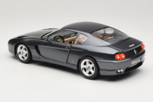Ferrari 456 GT Harmaa Metallic Erikoismaali Bburago 1:18 3036 D Metalli — kuva 7 / 8