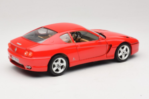 Ferrari 456 GT Punainen Bburago 1:18 3046-R1 Metalli — kuva 3 / 8