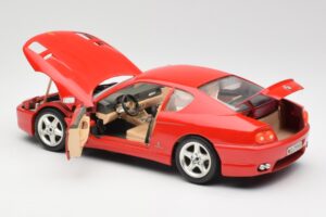 Ferrari 456 GT Punainen Bburago 1:18 3036-M1 Metalli — kuva 5 / 8