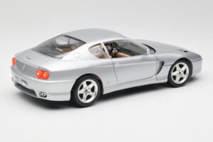 Ferrari 456 GT Hopea Bburago 1:18 3036-M2 Metalli — kuva 3 / 8