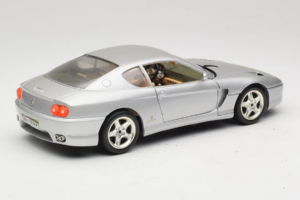 Ferrari 456 GT Hopea Bburago 1:18 3336-S1 Metalli — kuva 3 / 8