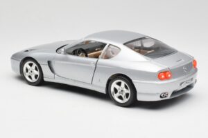 Ferrari 456 GT Hopea Bburago 1:18 3036-M2 Metalli — kuva 7 / 8