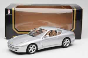 Ferrari 456 GT Hopea Bburago 1:18 3036-M2 Metalli — kuva 8 / 8