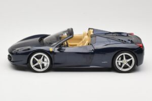 Ferrari 458 Italia Spider Dark Blue Metallic Hot Wheels 1:18 X5529 Metalli — kuva 4 / 8