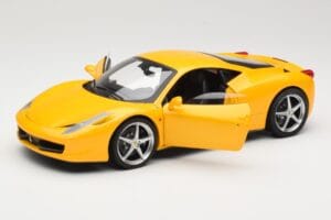 Ferrari 458 Italia Keltainen Hot Wheels 1:18 P9894 Metalli — kuva 2 / 8