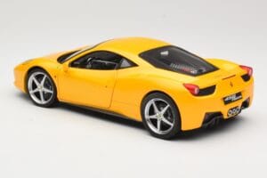 Ferrari 458 Italia Keltainen Hot Wheels 1:18 P9894 Metalli — kuva 7 / 8
