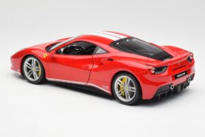 Ferrari 488 GTB Punainen Bburago 1:18 18-76102 Metalli — kuva 7 / 8