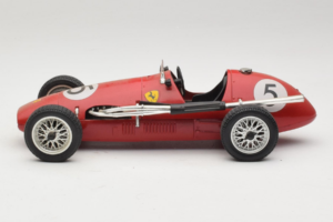 Ferrari 500 F2 #16 Tonka 1:16 6717 Metalli — kuva 3 / 6