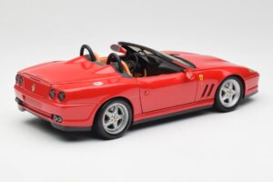 Ferrari 550 Barchetta Pininfarina Punainen Bburago 1:18 327660 Metalli — kuva 3 / 8