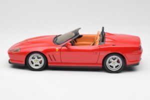 Ferrari 550 Barchetta Pininfarina Punainen Bburago 1:18 327660 Metalli — kuva 4 / 8