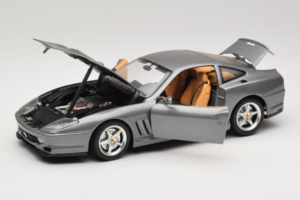 Ferrari 550 Maranello 25 Jahre Ferrari Model Club Hopea 2. Versio Bburago 1:18 3064-S1 Metalli — kuva 2 / 8