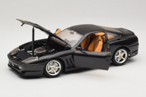 Ferrari 550 Maranello Musta Metallic Bburago 1:18 3344-B1 Metalli — kuva 2 / 8