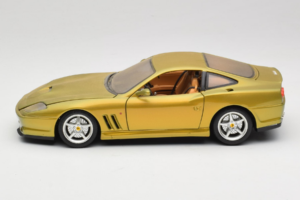Ferrari 550 Maranello Gold Metallic Braccio & Gotz Bburago 1:18 3044-G1 Metalli — kuva 4 / 8