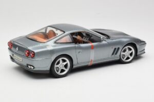 Ferrari 550 Maranello Harmaa Metallic Maisto 1:18 4839 Metalli — kuva 2 / 6