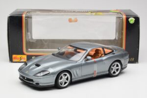 Ferrari 550 Maranello Harmaa Metallic Maisto 1:18 4839 Metalli — kuva 6 / 6