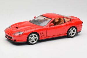 Ferrari 550 Maranello Punainen Maisto 1:18 31839 Metalli