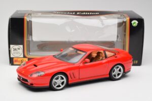 Ferrari 550 Maranello Punainen Maisto 1:18 31839 Metalli — kuva 8 / 8