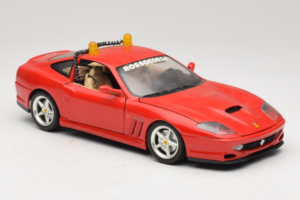 Ferrari 550 Maranello Safety Car Rosso Corsa Bburago 1:18 3064-P1 Metalli — kuva 6 / 8