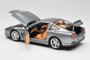 Ferrari 550 Maranello Hopea Bburago 1:18 3344 Metalli — kuva 5 / 8