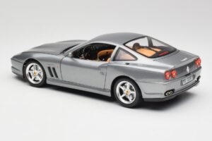 Ferrari 550 Maranello Hopea Bburago 1:18 3344 Metalli — kuva 7 / 8