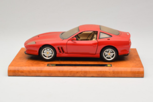 Ferrari 550 Maranello Technik Museum Speyer Edition Bburago 1:18 B001 Metalli — kuva 4 / 8