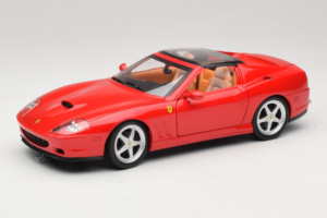 Ferrari 575M Superamerica Punainen Hot Wheels 1:18 J2858 Metalli