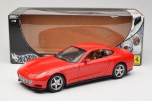 Ferrari 612 Scaglietti Rosso Corsa Hot Wheels 1:18 B6047 Metalli — kuva 8 / 8
