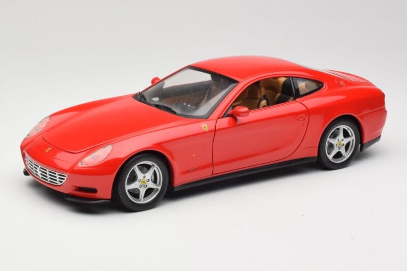 Ferrari 612 Scaglietti Rosso Corsa Hot Wheels 1:18 B6047 Metalli