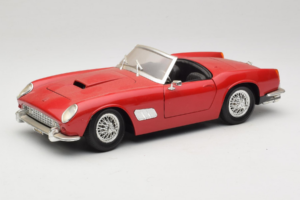Ferrari California Avoauto Punainen Tonka 1:18 01109-P1 Metalli