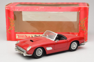 Ferrari California Avoauto Punainen Tonka 1:18 01109-P1 Metalli — kuva 8 / 8