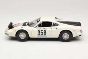Ferrari Dino 246 GT Valkoinen Anson 1:18 3580 Metalli — kuva 4 / 8