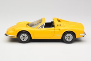 Ferrari Dino 246 GTS Keltainen Hot Wheels 1:18 23920 Metalli — kuva 4 / 8