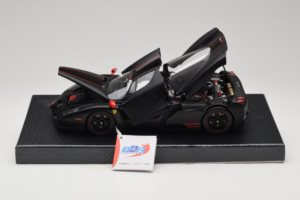 Ferrari Enzo Matt Black Rajoitettu Erä BBR 1:18 HE180029 Metalli