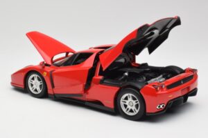 Ferrari Enzo Punainen Hot Wheels 1:18 56293 Metalli — kuva 5 / 8