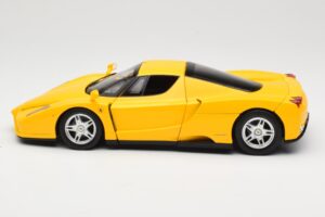 Ferrari Enzo Keltainen Hot Wheels 1:18 C1550 Metalli — kuva 4 / 8