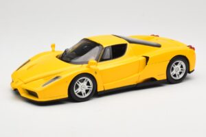 Ferrari Enzo Keltainen Hot Wheels 1:18 C1550 Metalli