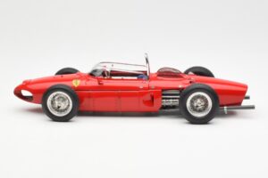 Ferrari Dino 156 Sharknose F1 1961 CMC 1:18 M-078 Metalli — kuva 3 / 6