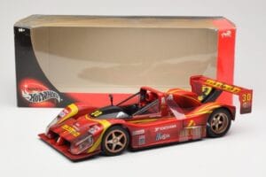 Ferrari F333 SP #30 Moretti 2001 Hot Wheels 1:18 29750 Metalli — kuva 6 / 6