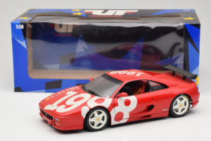 Ferrari F355 Berlinetta Punainen valkoisilla vanteilla UT Models 1:18 180074020-P2 Metalli — kuva 8 / 8