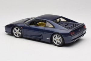 Ferrari F355 Berlinetta Sininen Metallic UT Models 1:18 180074020-B1 Metalli — kuva 7 / 8