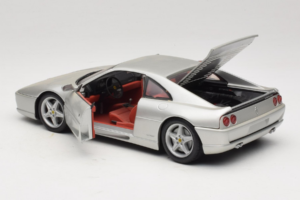 Ferrari F355 Berlinetta Hopea UT Models 1:18 180074020-S1 Metalli — kuva 5 / 8