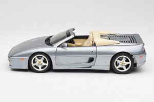 Ferrari F355 Spider Hopea Hot Wheels 1:18 23907-M1 Metalli — kuva 4 / 8