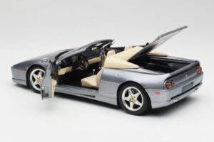 Ferrari F355 Spider Hopea Hot Wheels 1:18 23907-M1 Metalli — kuva 5 / 8